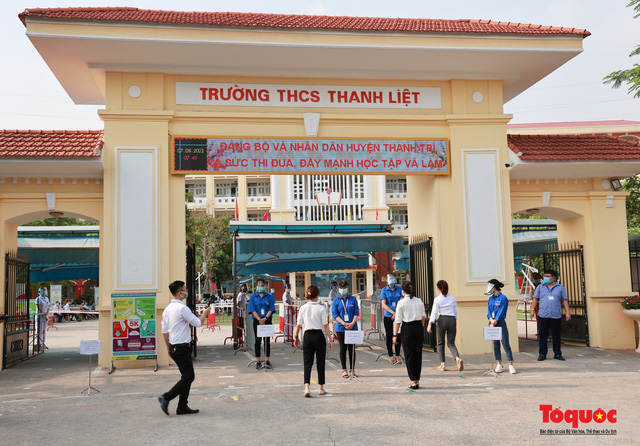 Hà Nội: Diễn tập “Đảm bảo y tế, phòng chống dịch bệnh Covid-19 trong kỳ thi tuyển sinh vào lớp 10” - Ảnh 5.