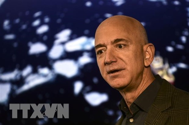 Tỷ phú Jeff Bezos sẽ bay vào vũ trụ trong tháng tới - Ảnh 1.