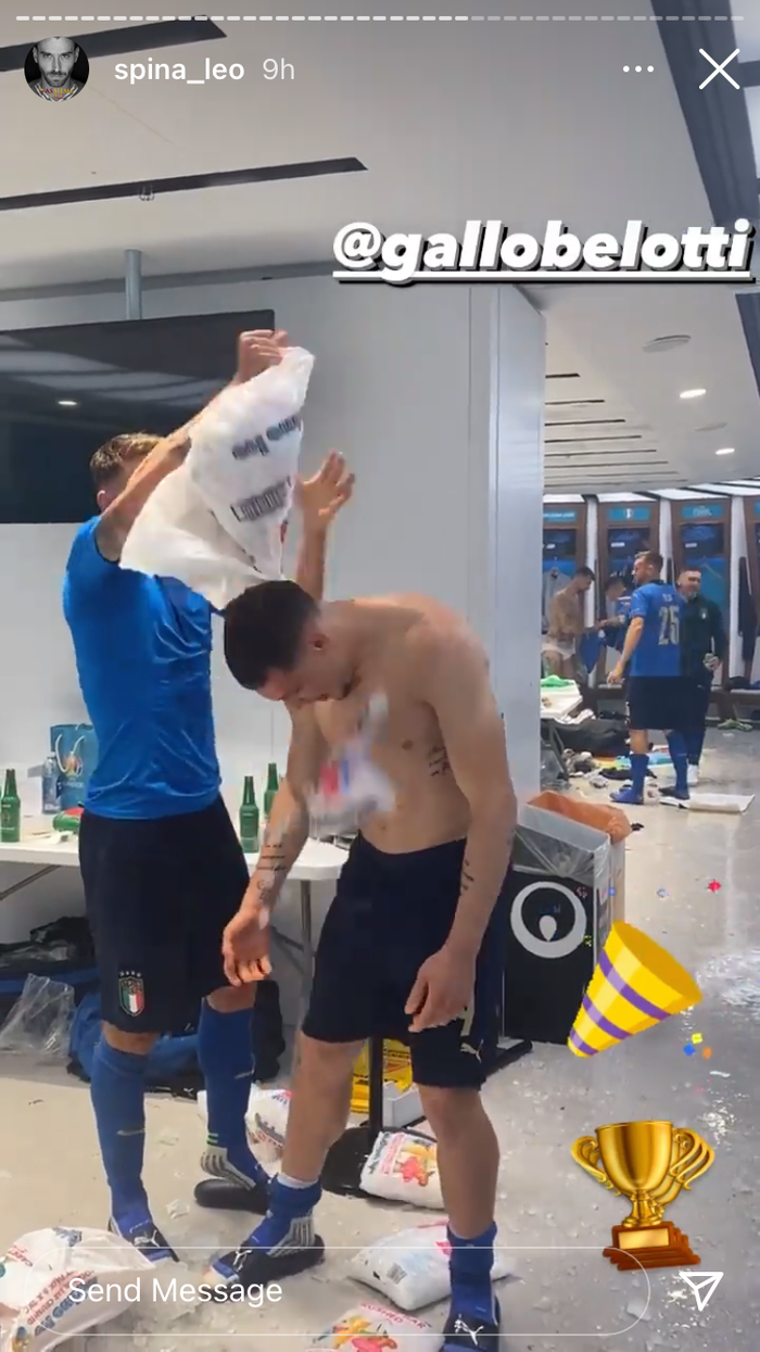 Bộ đ&ocirc;i hậu vệ trụ cột tuyển &Yacute; c&ocirc;ng khai Tuesday ngay sau Chung kết Euro - Ảnh 5.