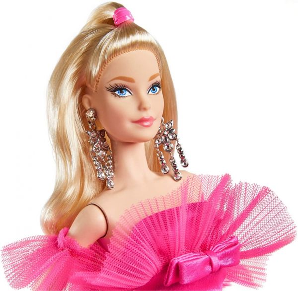 Búp bê Barbie chính thức được làm phim, nữ chính được netizen khen nức nở nhờ ngoại hình chuẩn nguyên tác - Ảnh 2.