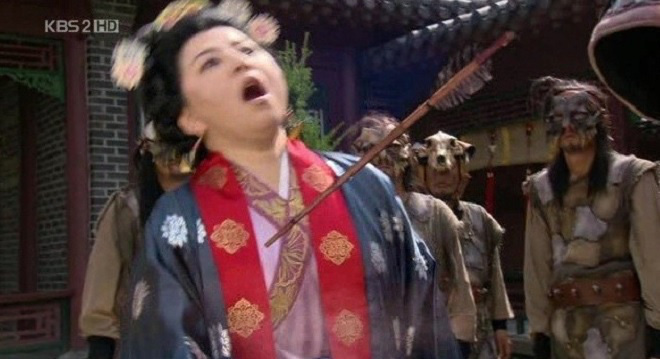 Loạt kỹ xảo giả tr&acirc;n nh&igrave;n ph&aacute;t ng&aacute;n ở phim H&agrave;n: Kim Yoo Jung - Cha Eun Woo biết bay từ bao giờ vậy? - Ảnh 12.