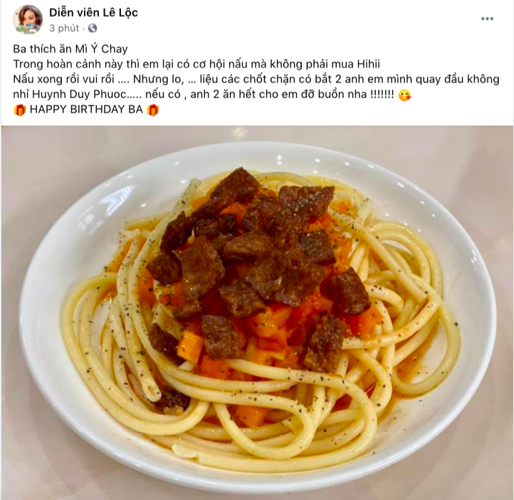 Khoảnh khắc hiếm hoi Duy Phước và Lê Lộc xuất hiện bên gia đình riêng của bố Duy Phương, cử chỉ mẹ kế nói lên tất cả! - Ảnh 4. Khoảnh khắc hiếm hoi Duy Phước và Lê Lộc xuất hiện bên gia đình riêng của bố Duy Phương, cử chỉ mẹ kế nói lên tất cả! - Ảnh 4.