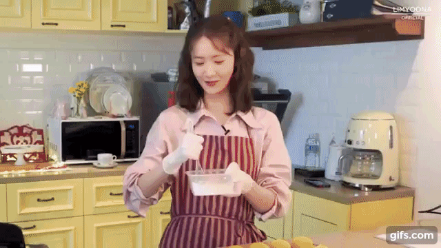 Idol đảm đang nhất Kpop chính là nữ thần nhan sắc này: Nhìn bánh ra lò như đầu bếp chuyên nghiệp, đến Lee Hyori cũng khen hết lời - Ảnh 6.