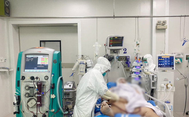 Được điều trị tại nh&agrave;, người d&acirc;n TP. HCM tự mua thuốc chữa Covid-19: Chuy&ecirc;n gia cảnh b&aacute;o hậu quả - Ảnh 3.