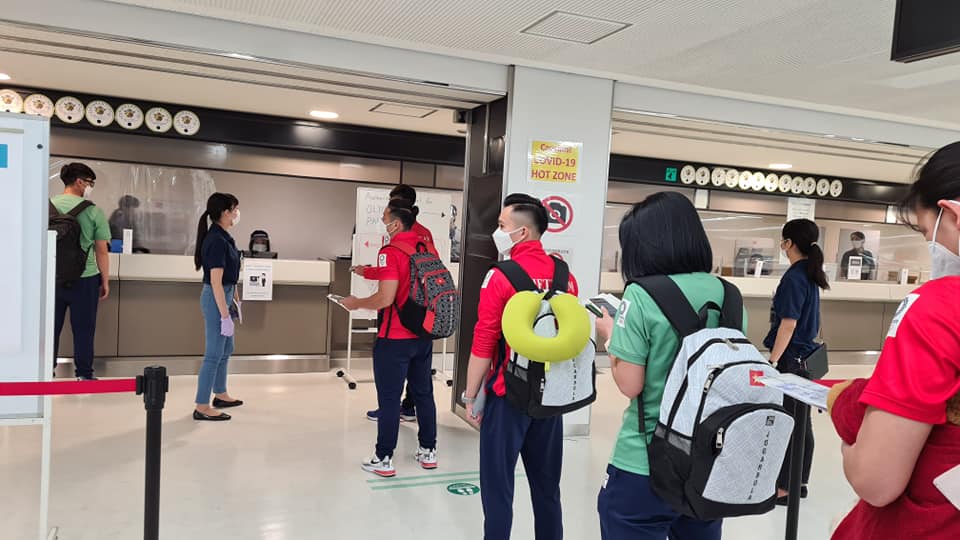 Đoàn thể thao Việt Nam đã tới Tokyo an toàn, tiến hành kiểm tra y tế trước khi nhập làng VĐV - Ảnh 3.