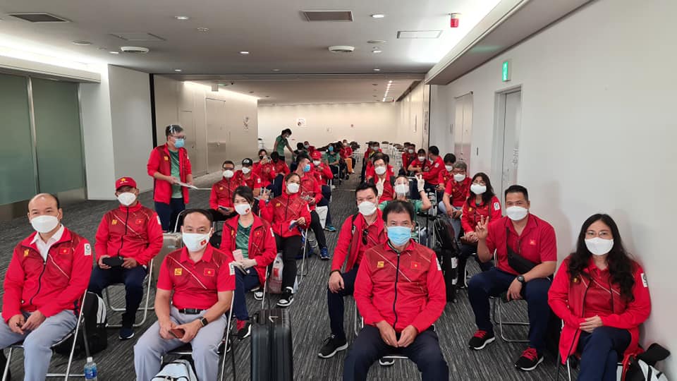 Đoàn thể thao Việt Nam đã tới Tokyo an toàn, tiến hành kiểm tra y tế trước khi nhập làng VĐV - Ảnh 7.