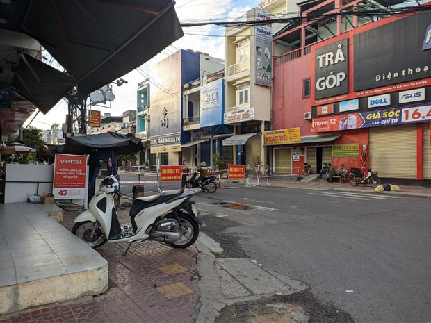 Diễn biến dịch ngày 20/7: Hà Nội phát hiện thêm 19 ca dương tính SARS-CoV-2; Cả gia đình mắc COVID-19, 3 người mất trong nửa tháng - Ảnh 1.