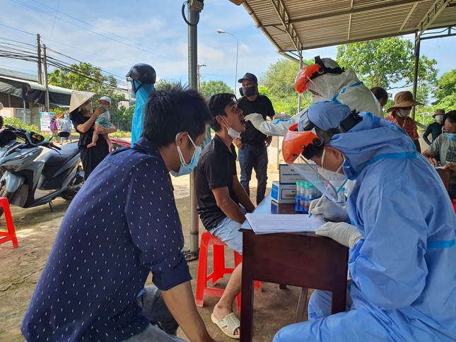 B&agrave; Rịa - Vũng T&agrave;u vượt mốc 200 ca dương t&iacute;nh với SARS-CoV-2 - Ảnh 1.