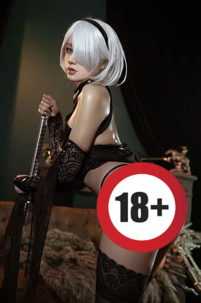 Choáng váng trước Cosplay 2B “bạo nhất lịch sử”, nhiều chi tiết nhạy cảm đến mức phải “che bớt lại” - Ảnh 6.