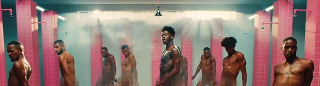 Quá trời rồi: Nam rapper từng kết hợp với BTS gây sốc cả thế giới khi tung MV khỏa thân 100% nhảy cùng dàn vũ công nam! - Ảnh 3. Quá trời rồi: Nam rapper từng kết hợp với BTS gây sốc cả thế giới khi tung MV khỏa thân 100% nhảy cùng dàn vũ công nam! - Ảnh 3.
