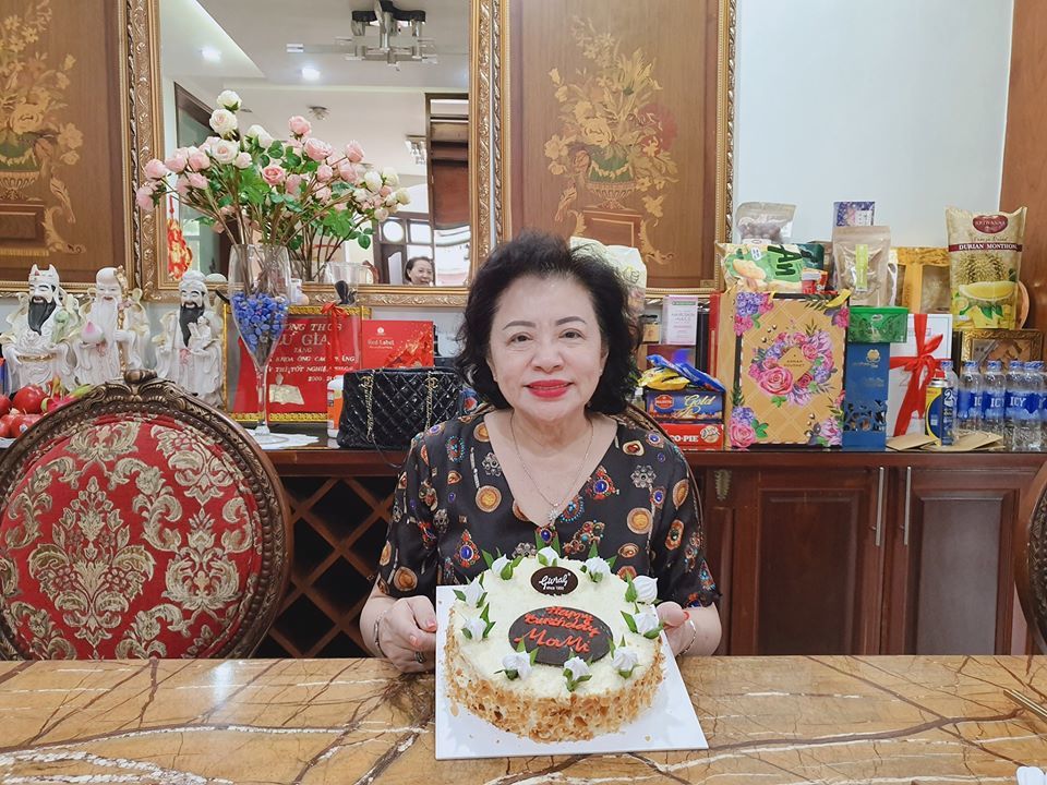 Đông Nhi khoe ảnh ái nữ như copy & paste của mẹ chồng giàu có quyền lực, Ông Cao Thắng ngậm ngùi vào chốt hạ 1 câu - Ảnh 6. Đông Nhi khoe ảnh ái nữ như copy & paste của mẹ chồng giàu có quyền lực, Ông Cao Thắng ngậm ngùi vào chốt hạ 1 câu - Ảnh 6.