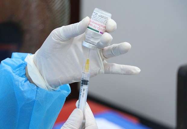 Chính phủ Anh và Czech viện trợ hơn 660.000 liều vaccine phòng COVID-19 cho Việt Nam - Ảnh 1.