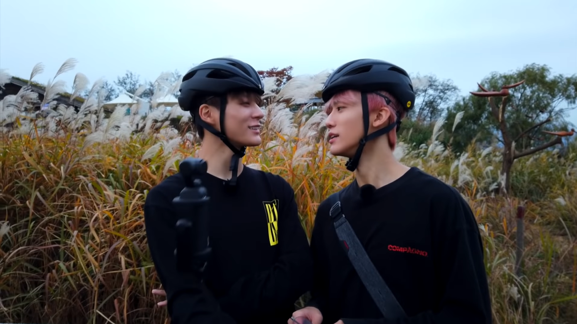 Đôi bạn thân 9 năm cực phẩm của Kpop: Từ duyên phận vào SM cùng ngày cho đến chiến hạm đông fan bậc nhất NCT - Ảnh 18. Đôi bạn thân 9 năm cực phẩm của Kpop: Từ duyên phận vào SM cùng ngày cho đến chiến hạm đông fan bậc nhất NCT - Ảnh 18.