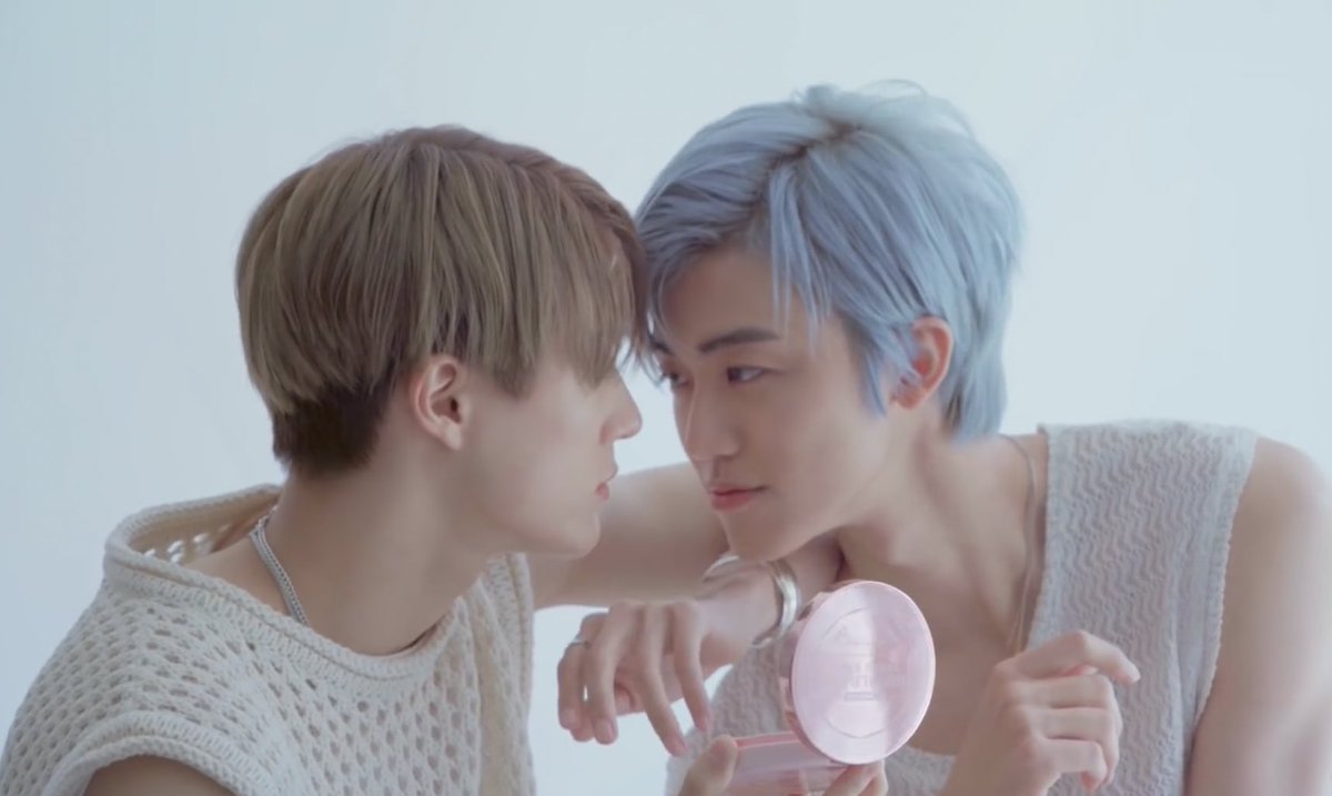 Đôi bạn thân 9 năm cực phẩm của Kpop: Từ duyên phận vào SM cùng ngày cho đến chiến hạm đông fan bậc nhất NCT - Ảnh 19. Đôi bạn thân 9 năm cực phẩm của Kpop: Từ duyên phận vào SM cùng ngày cho đến chiến hạm đông fan bậc nhất NCT - Ảnh 19.