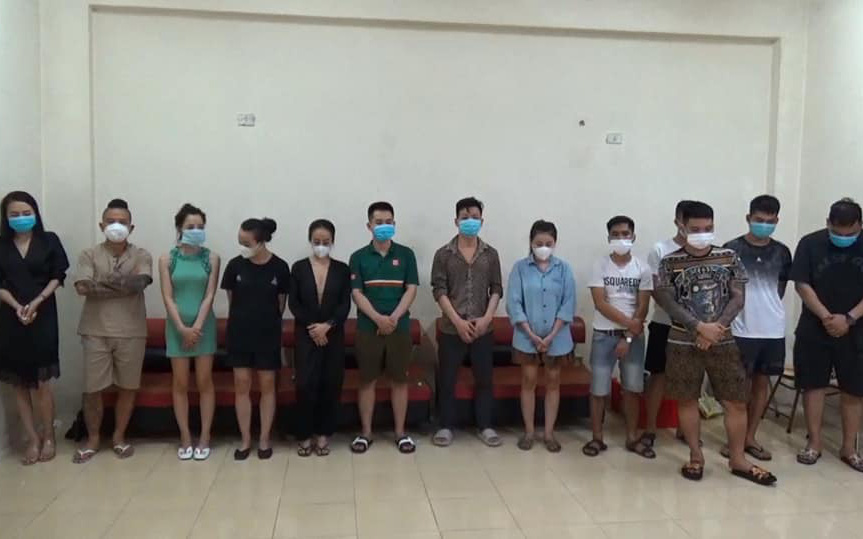 "Thánh chửi" Dương Minh Tuyền bị bắt tại Ninh Bình khi sử dụng ma tuý, bay lắc trong quán karaoke