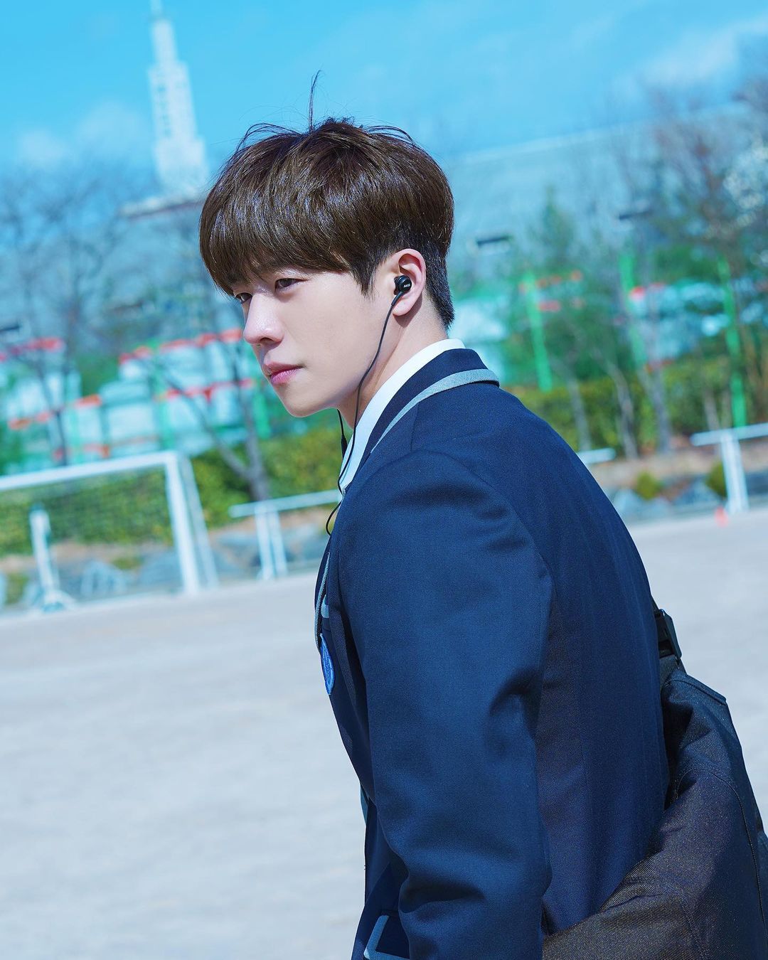 Nam phụ cực phẩm của Nevertheless doạ “đè bẹp” Song Kang: Soái ca đã cao 1m86 còn hack tuổi, du học hết Thái Lan đến tận... Nam Phi - Ảnh 5. Nam phụ cực phẩm của Nevertheless doạ “đè bẹp” Song Kang: Soái ca đã cao 1m86 còn hack tuổi, du học hết Thái Lan đến tận... Nam Phi - Ảnh 5.