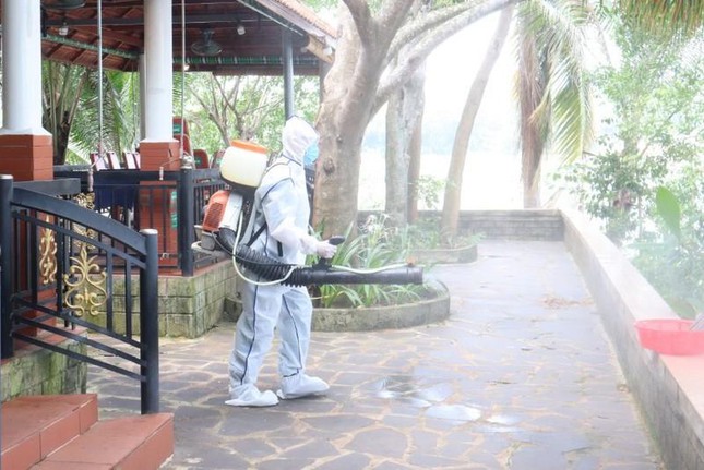 Xử phạt 122 người tụ tập m&ugrave;a dịch giới thiệu dự &aacute;n bất động sản ở B&igrave;nh Phước - Ảnh 3.