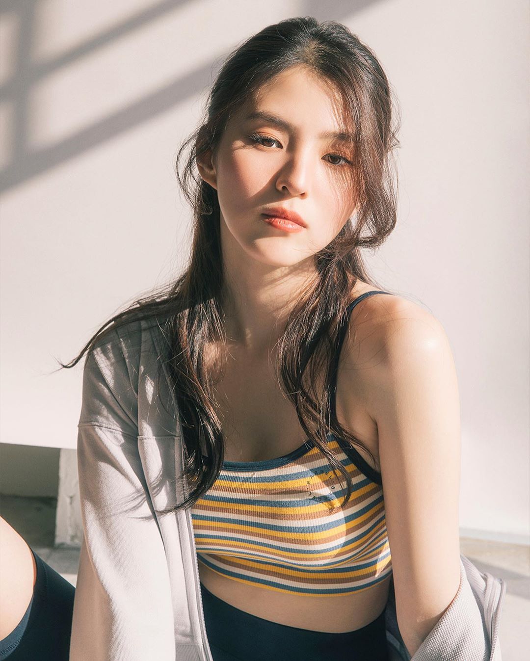 Ảnh Cũ Của Han So Hee Lộ Nhiều Hình Xăm Đặc Biệt