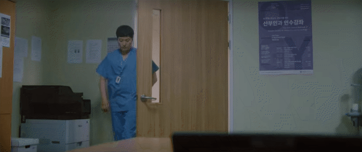 Loạt khoảnh khắc ngọt ng&agrave;o v&agrave; x&oacute;t xa nhất Hospital Playlist 2 tập 4: Tấu h&agrave;i li&ecirc;n tục nhưng xem m&agrave; kh&ocirc;ng cầm nổi nước mắt! - Ảnh 5.