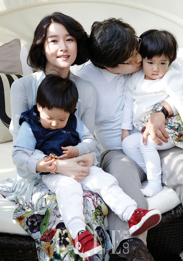 6 couple chú cháu hạnh phúc nhất Kbiz: Lee Young Ae cưới chồng đại gia hơn 20 tuổi, sao Vườn Sao Băng viên mãn dù chồng ngoại tình - Ảnh 4.