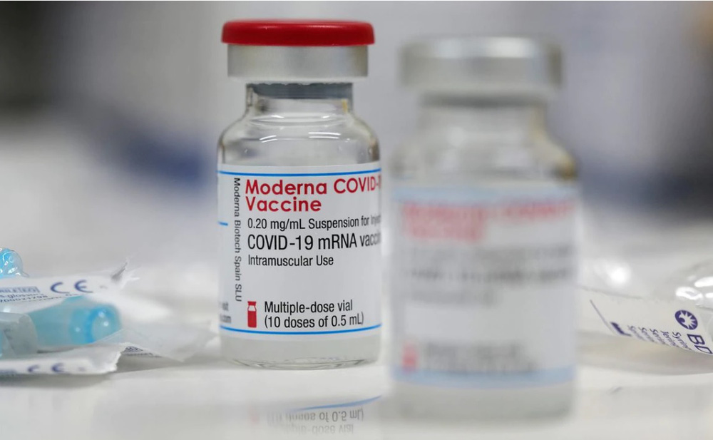 Phát hiện mới nhất về thời gian bảo vệ và hiệu quả của vaccine Moderna - Ảnh 1.