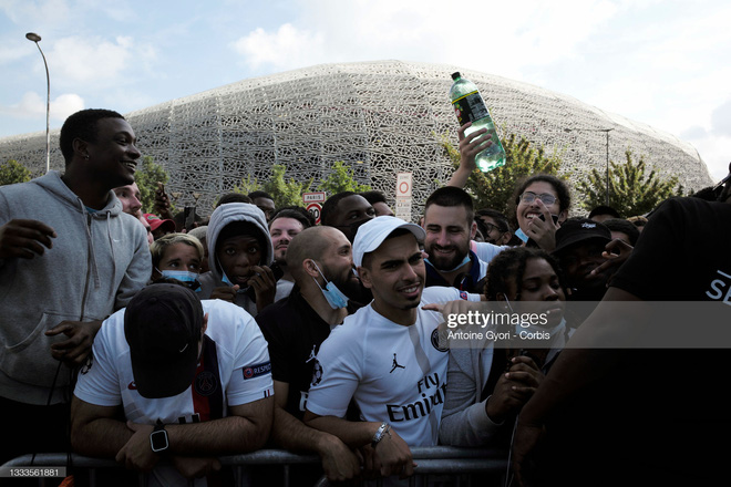 Hiệu ứng Messi lên đến cực điểm, PSG phải đối mặt với hiểm họa khó lường - Ảnh 1.