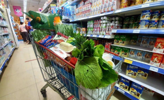 Những chi&ecirc;u &ldquo;săn thực phẩm&rdquo; thời gi&atilde;n c&aacute;ch của giới trẻ - Ảnh 1.