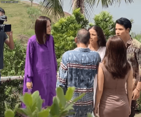 Lộ clip ông Sinh bóc phốt bà Sa giết chồng ở Hương Vị Tình Thân, khán giả hả hê quả báo rồi cũng tới - Ảnh 2. Lộ clip ông Sinh bóc phốt bà Sa giết chồng ở Hương Vị Tình Thân, khán giả hả hê quả báo rồi cũng tới - Ảnh 2.