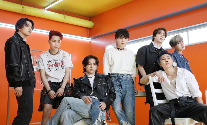 Top 5 k&ecirc;nh YouTube sở hữu lượt view khủng nhất xứ H&agrave;n: BLACKPINK chỉ đứng thứ 3, nhưng BTS mới l&agrave; c&aacute;i t&ecirc;n g&acirc;y bất ngờ nhất! - Ảnh 12.