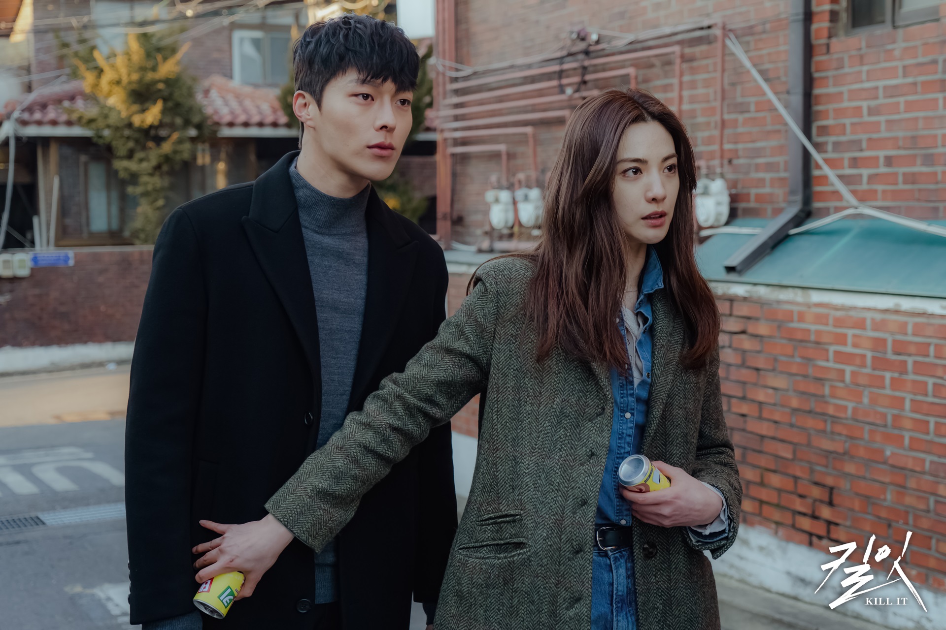 6 nam ch&iacute;nh phim H&agrave;n c&oacute; số phận khổ hết phần thi&ecirc;n hạ: Song Joong Ki bị v&ugrave;i dập thấy m&agrave; thương lu&ocirc;n &aacute;! - Ảnh 4.