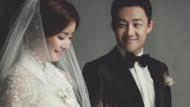 5 sao nữ cưới chồng top 1% đại gia giàu nhất xứ Hàn: Ông xã Jeon Ji Hyun đứng đầu công ty 7400 tỷ, búp bê xứ Hàn nhận quà cầu hôn 140 tỷ - Ảnh 2.