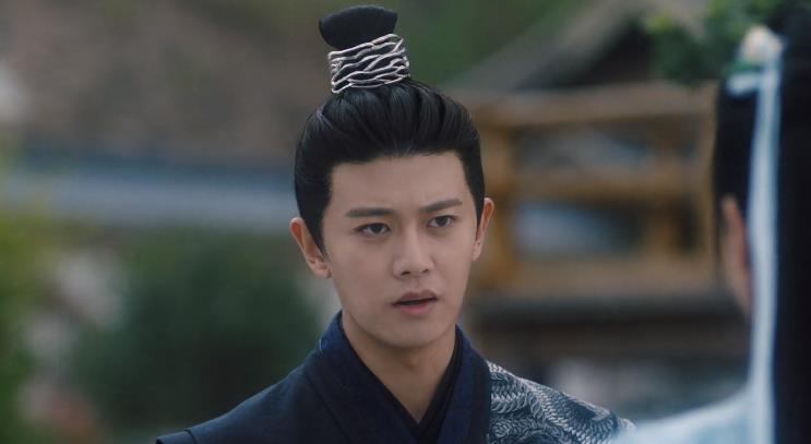 Nhậm Gia Luân lãnh trọn combo chê lùn - mập - già ở Trường An Như Cố, trang báo lớn lên tiếng bảo kê luôn và ngay! - Ảnh 8. Nhậm Gia Luân lãnh trọn combo chê lùn - mập - già ở Trường An Như Cố, trang báo lớn lên tiếng bảo kê luôn và ngay! - Ảnh 8.