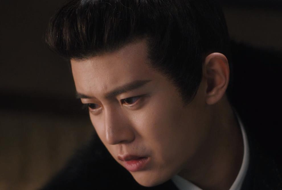 Nhậm Gia Luân lãnh trọn combo chê lùn - mập - già ở Trường An Như Cố, trang báo lớn lên tiếng bảo kê luôn và ngay! - Ảnh 1. Nhậm Gia Luân lãnh trọn combo chê lùn - mập - già ở Trường An Như Cố, trang báo lớn lên tiếng bảo kê luôn và ngay! - Ảnh 1.