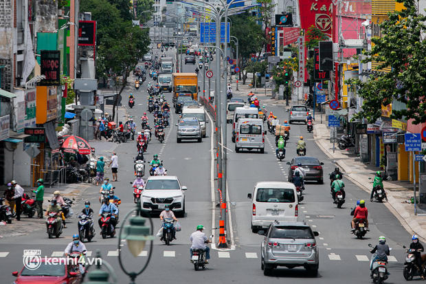 Diễn biến dịch ngày 22/8: Hà Nội phát hiện thêm 7 ca dương tính; Thủ tướng yêu cầu TP.HCM xét nghiệm toàn thành phố - Ảnh 1.