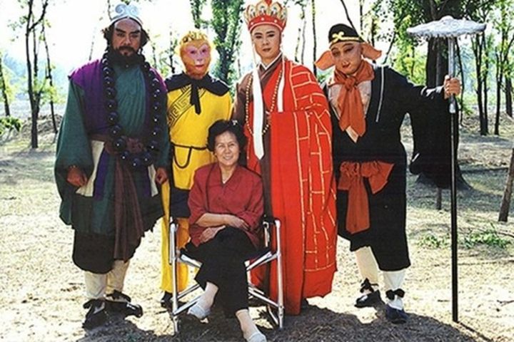 Sự thật về mối quan hệ ekip T&acirc;y Du K&yacute;: Đạo diễn cạch mặt 3 đồ đệ Đường Tăng v&igrave; ăn ch&aacute;o đ&aacute; b&aacute;t, uất ức 10 năm kh&ocirc;ng xem phim - Ảnh 3.