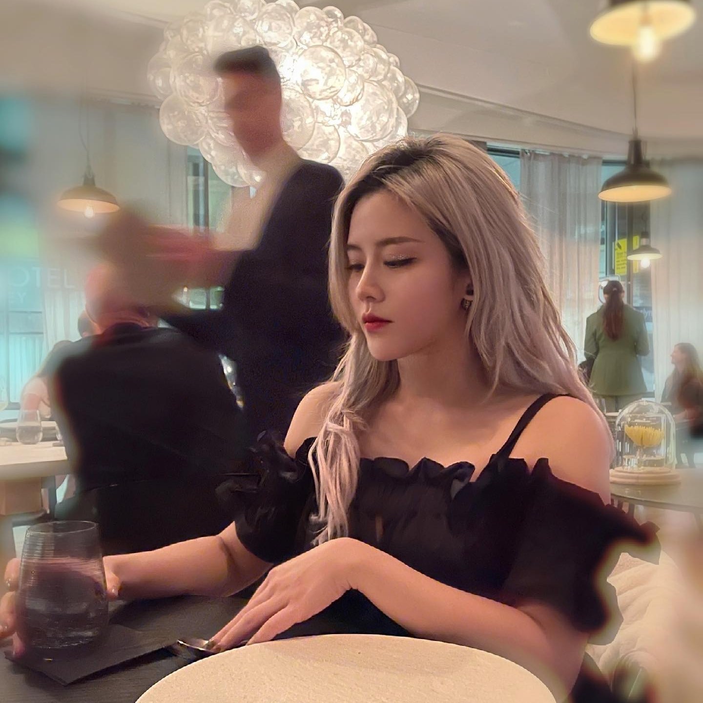 Em g&aacute;i &Ocirc;ng Cao Thắng visual đỉnh ch&oacute;p trong tiệc sinh nhật tuổi 32 ở &Uacute;c, cuộc sống của &aacute;i nữ tập đo&agrave;n si&ecirc;u gi&agrave;u giờ ra sao? - Ảnh 6.