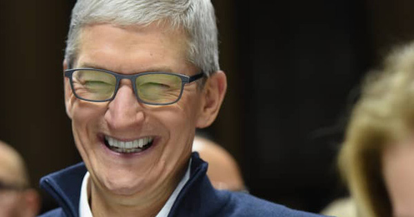 Đây là số tiền bạn thu được nếu chi 1.000 USD mua cổ phiếu Apple từ 10 năm trước, khi Tim Cook trở thành CEO Apple - Ảnh 1.