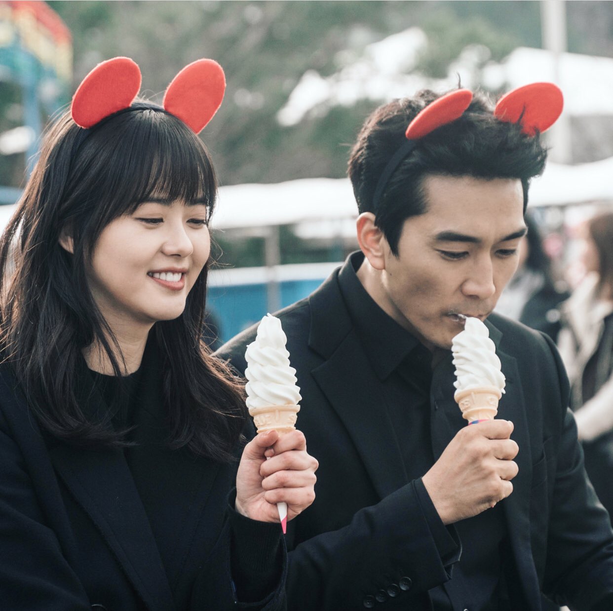 10 cặp đ&ocirc;i lệch tuổi vẫn chemistry b&ugrave;ng nổ ở phim H&agrave;n: Sốc nhất l&agrave; Yoona với &ocirc;ng ch&uacute; hơn 21 tuổi - Ảnh 4.