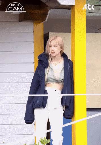 Muốn bóc trần nhan sắc Rosé (BLACKPINK) ở hậu trường mà bó tay, đắt nhất combo tóc vàng bay tôn lên visual đẹp muốn lịm đi - Ảnh 5.