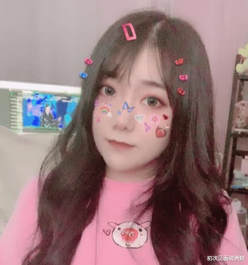 Hot girl h&oacute;a b&agrave; c&ocirc; v&igrave; qu&ecirc;n mở filter l&uacute;c livestream năm xưa lại khiến mạng x&atilde; hội chao đảo nhờ m&agrave;n nguỵ trang đầy lươn lẹo - Ảnh 3.