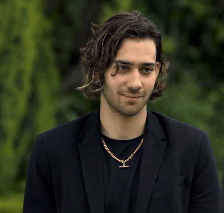 Sao nh&iacute; phim h&agrave;i Mr. Bean trổ m&atilde; cực l&atilde;ng tử sau gần 15 năm, đ&oacute;ng đam mỹ lẫn giắt t&uacute;i dự &aacute;n khủng m&agrave; vẫn mờ nhạt - Ảnh 8.