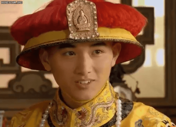 C&agrave;n Long tuổi teen ở Ch&acirc;n Ho&agrave;n Truyện h&oacute;a nam thần mlem sau 10 năm, cuốn h&uacute;t kh&ocirc;ng thua g&igrave; đ&agrave;n anh Hoắc Kiến Hoa - Ảnh 1.