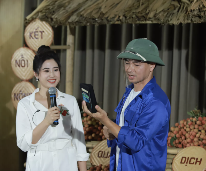 Thời tới cản kh&ocirc;ng kịp: 1 Hoa hậu Vbiz livestream b&aacute;n h&agrave;ng, chốt 1200 đơn v&agrave; thu về 240 triệu chỉ trong 90 ph&uacute;t gi&uacute;p b&agrave; con n&ocirc;ng d&acirc;n - Ảnh 7.