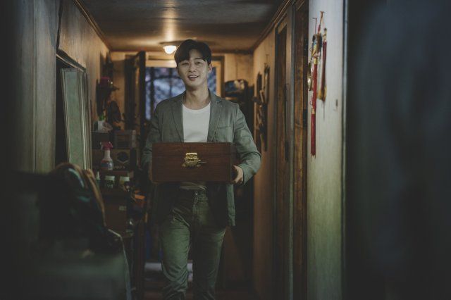 6 màn cameo kinh điển của phim Hàn: Chúa hề Jo Jung Suk tấu hài cực mạnh, Kim Soo Hyun đẹp trai át vía nam chính - Ảnh 25.