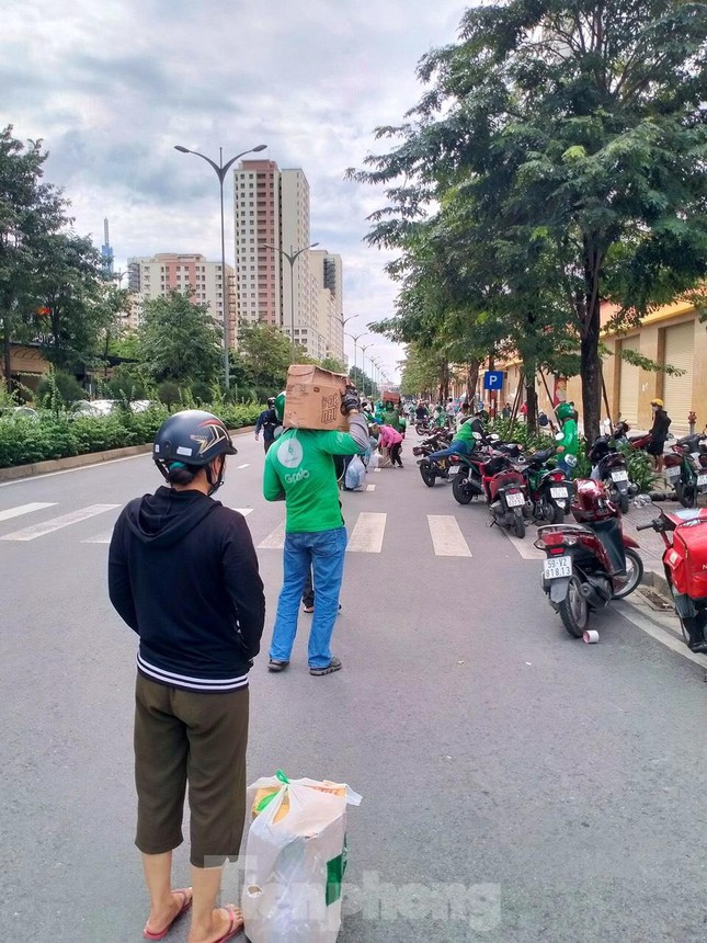 F0 kể chuyện hành trình chiến đấu với COVID-19 - Ảnh 3.