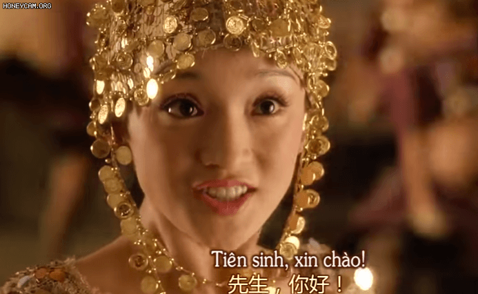 Phát hiện bộ cánh dát vàng của Lisa trong MV mới là hàng mượn từ một đại hoa đán nổi tiếng xứ Trung? - Ảnh 3.