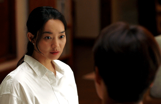 Shin Min Ah vừa chạm m&ocirc;i Kim Seon Ho, Hometown Cha-Cha-Cha đ&atilde; lập kỷ lục rating - Ảnh 1.