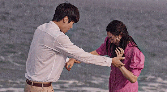 Shin Min Ah vừa chạm m&ocirc;i Kim Seon Ho, Hometown Cha-Cha-Cha đ&atilde; lập kỷ lục rating - Ảnh 2.