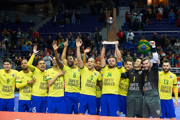 Tuyển futsal Brazil từng nghiền nát đội bóng láng giềng của Việt Nam với tỷ số khủng khiếp 76-0 - Ảnh 5.