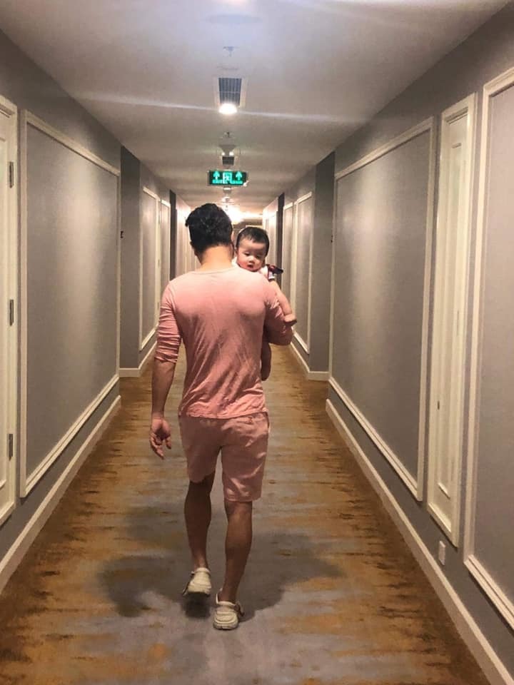 Gặp nhau 1 tuần đã cưới, ca sĩ Lâm Vũ và vợ Hoa hậu chính thức ly hôn - Ảnh 4. Gặp nhau 1 tuần đã cưới, ca sĩ Lâm Vũ và vợ Hoa hậu chính thức ly hôn - Ảnh 4.